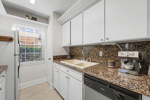 Tiny photo for 3224 Timmons Lane #141, Houston, TX 77027 (MLS # 34172182)