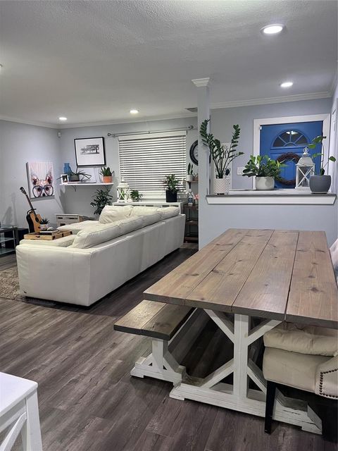 Photo of 6486 Alisa Lane #620, Houston, TX 77084 (MLS # 22195437)