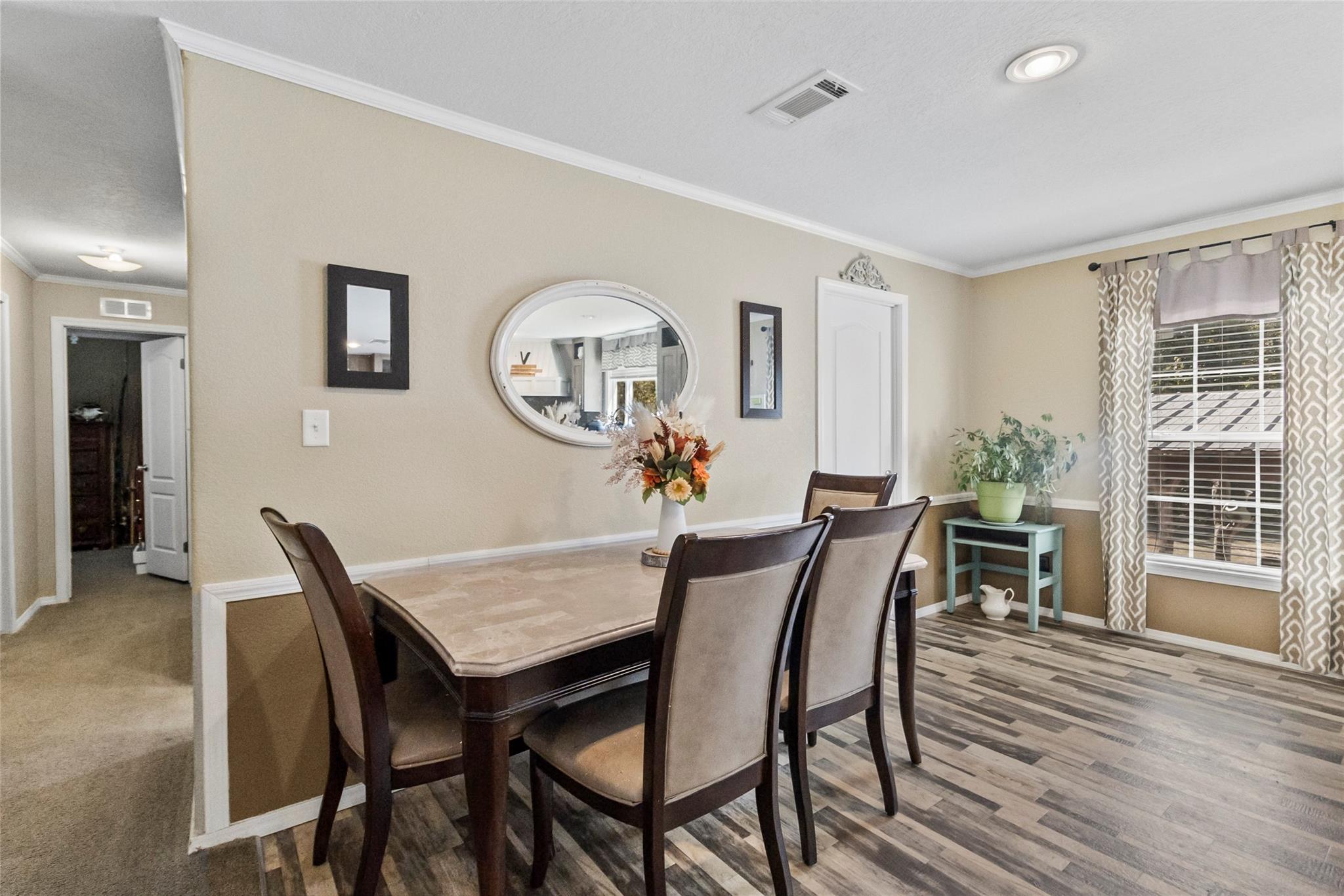77 Twin Creek Drive