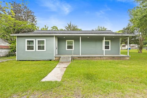 Photo of 621 Fisher Street, New Waverly, TX 77358 (MLS # 55227775)