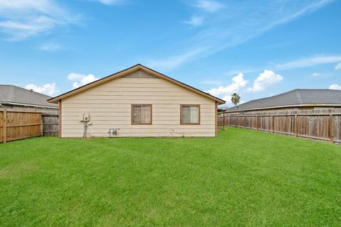 Tiny photo for 8702 Moonlight Forest Drive, Houston, TX 77088 (MLS # 8898136)
