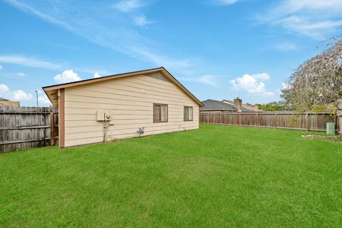 Tiny photo for 8702 Moonlight Forest Drive, Houston, TX 77088 (MLS # 8898136)