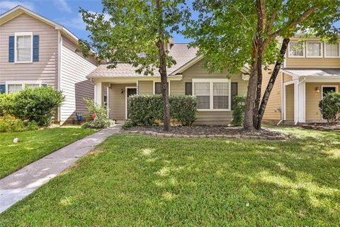Photo of 18906 Atasca Oaks Drive, Humble, TX 77346 (MLS # 34859360)