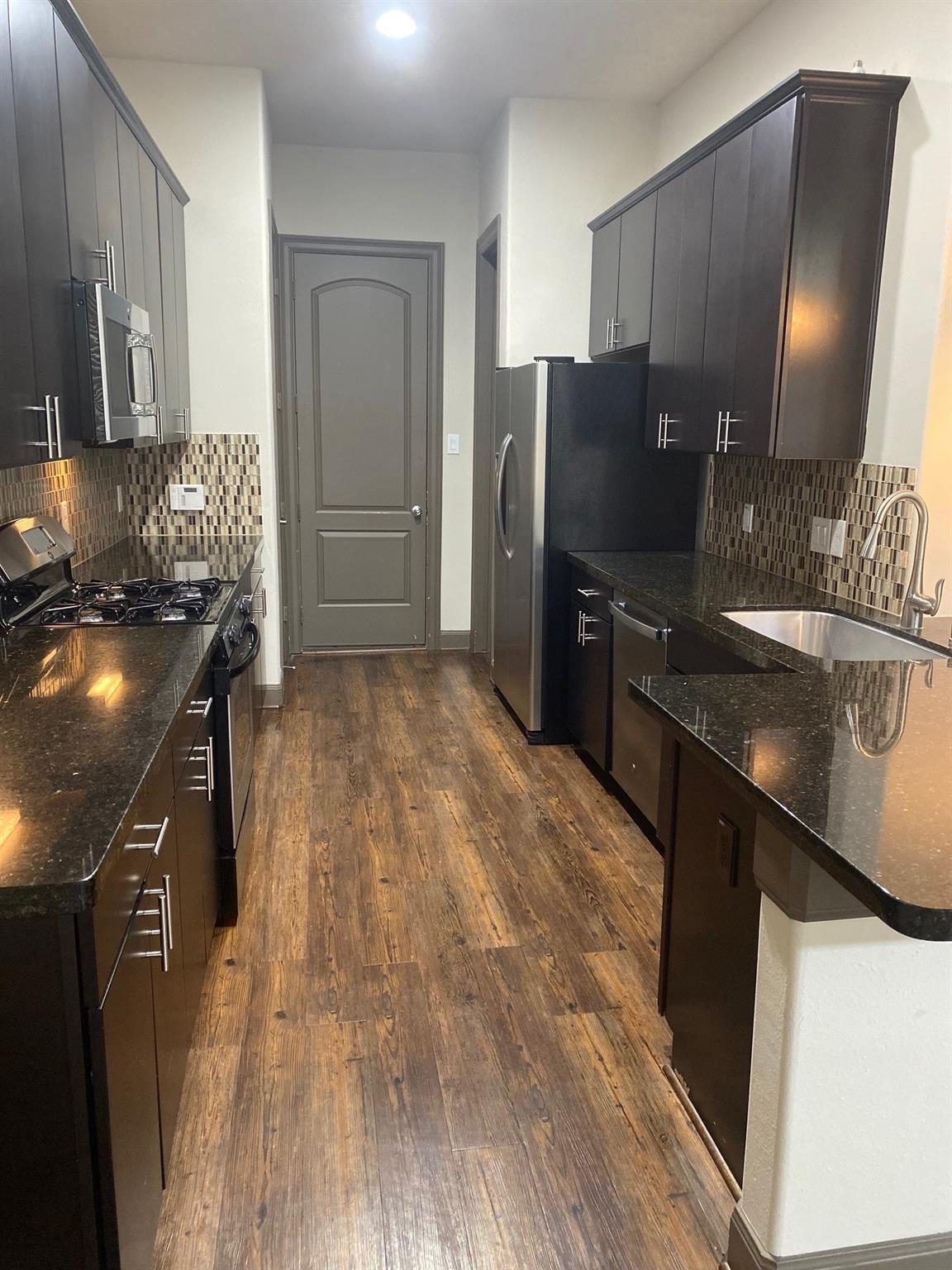 102 Aventura Place