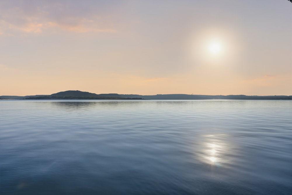 15210 Rainbow One Street