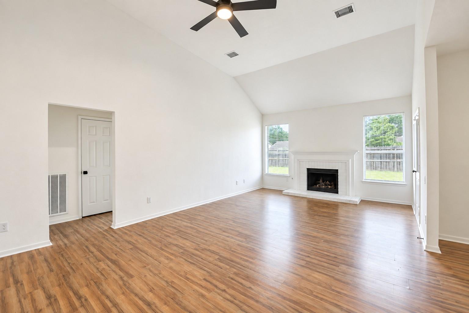 2922 Veva Drive