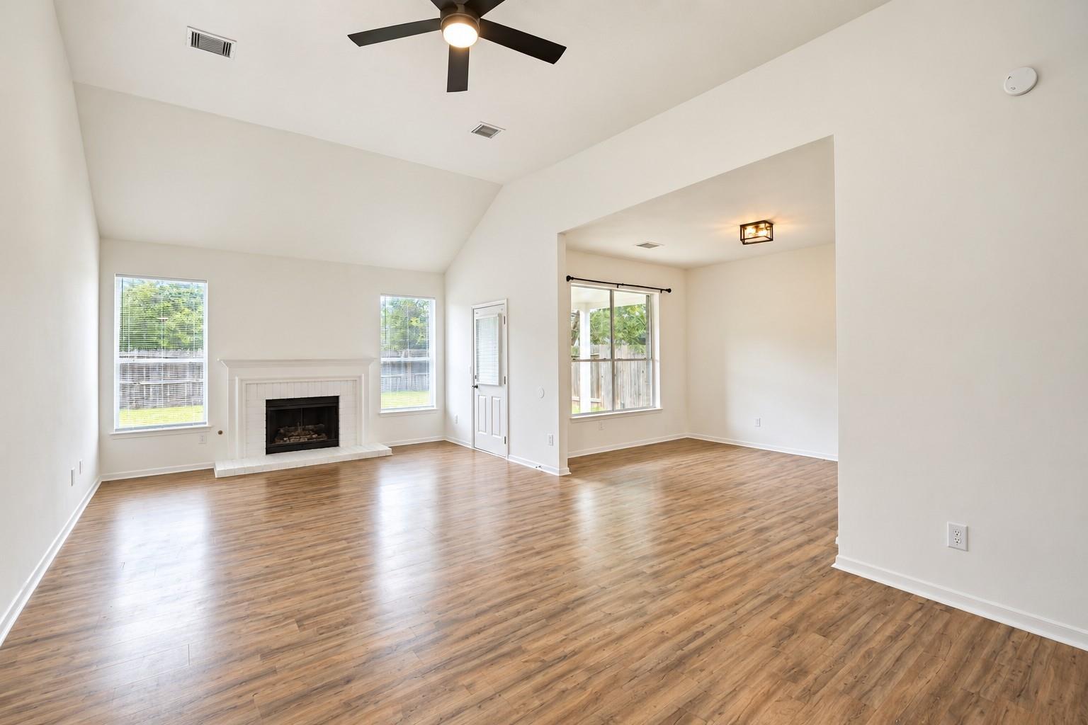 2922 Veva Drive