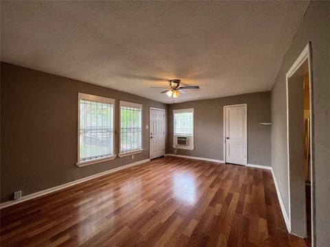 Photo of 4623 Perry Street, Houston, TX 77021 (MLS # 64779279)