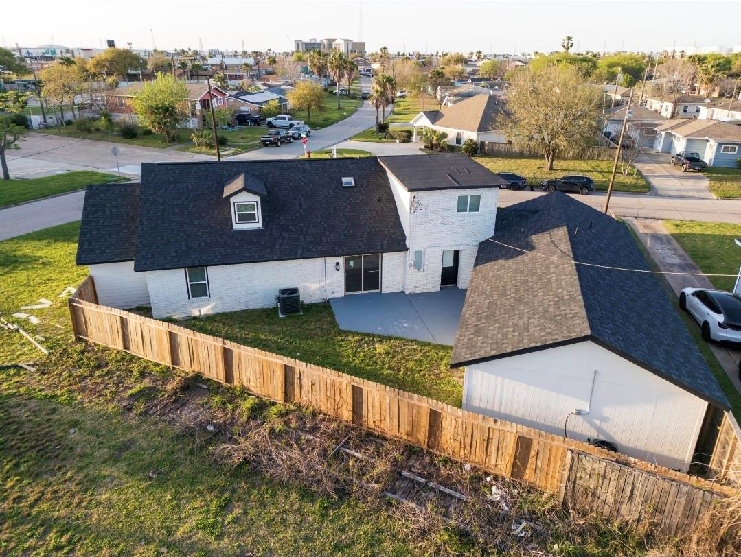 1402 Bayou Shore Drive