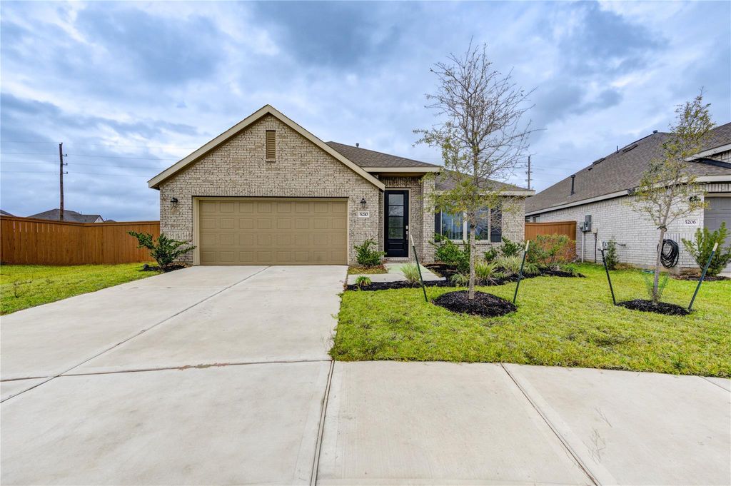 Photo of 5210 Biscay Cove Lane, Katy, TX 77493 (MLS # 81016458)