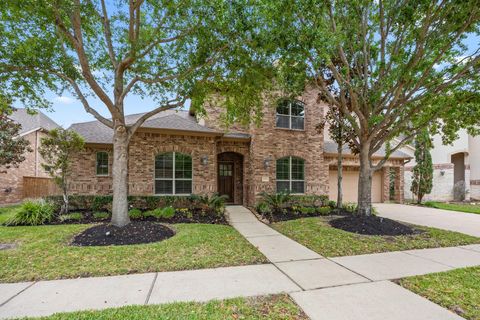 Homes For Sale - 11307 Sardinia Drive<br/> Richmond, TX 77406