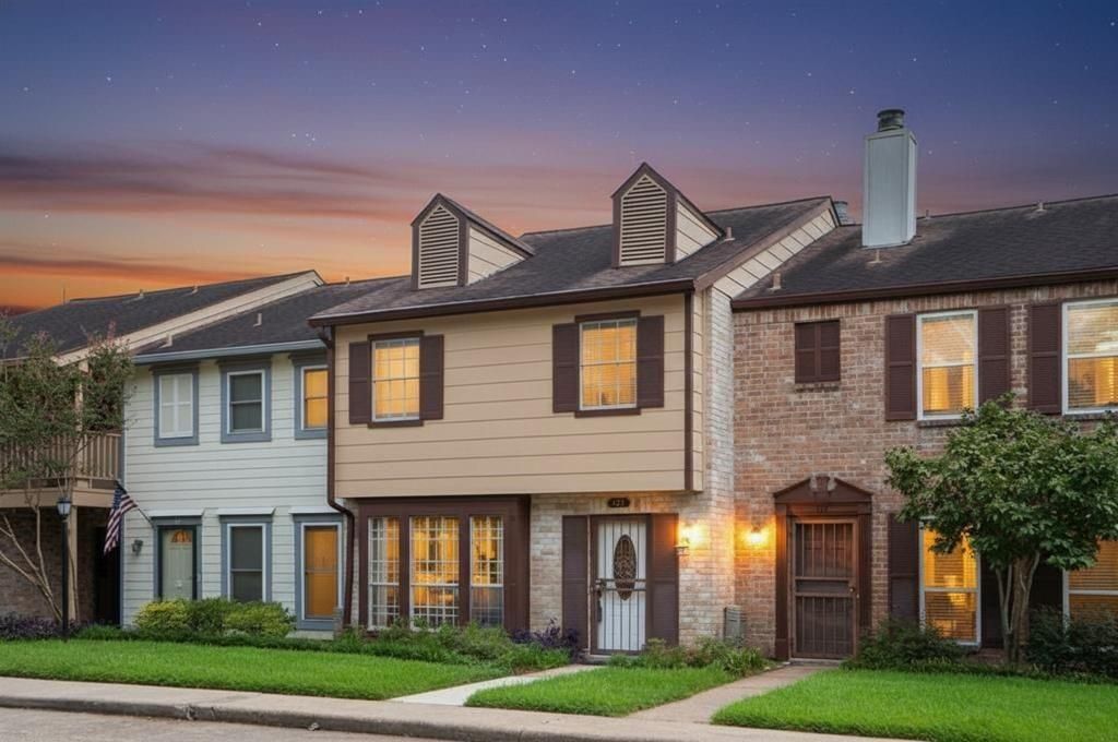 Photo of 5801 Lumberdale Road #127, Houston, TX 77092 (MLS # 37617998)