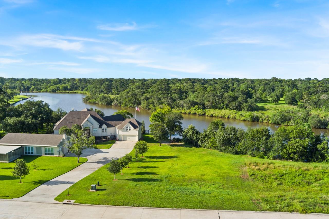 4440 E Bayou Maison Circle