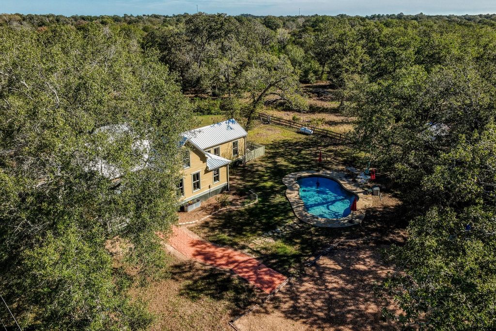 Photo of 20984 Fm 1094, New Ulm, TX 78950 (MLS # 70007556)
