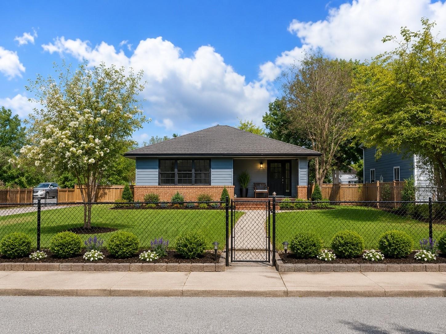 1230 W 4th Street