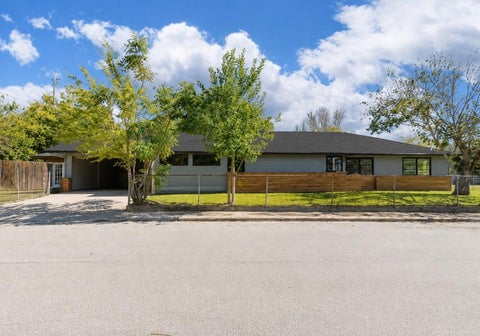 Homes For Sale - 1230 W 4th Street<br/> Freeport, TX 77541