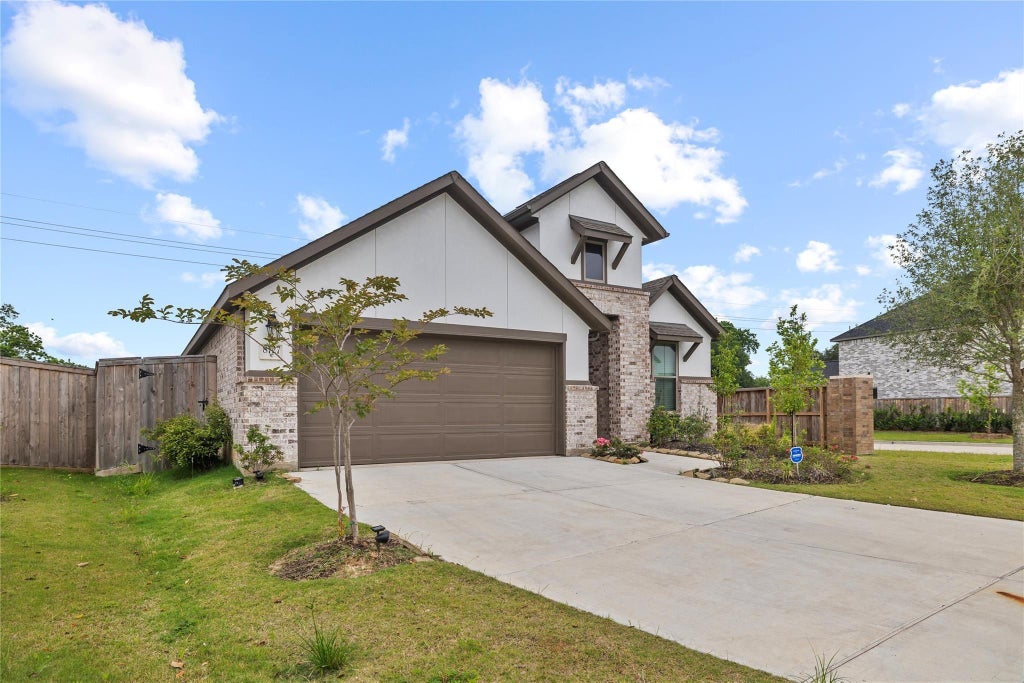 Photo of 8727 Gleaming Village Way, Richmond, TX 77406 (MLS # 39108851)