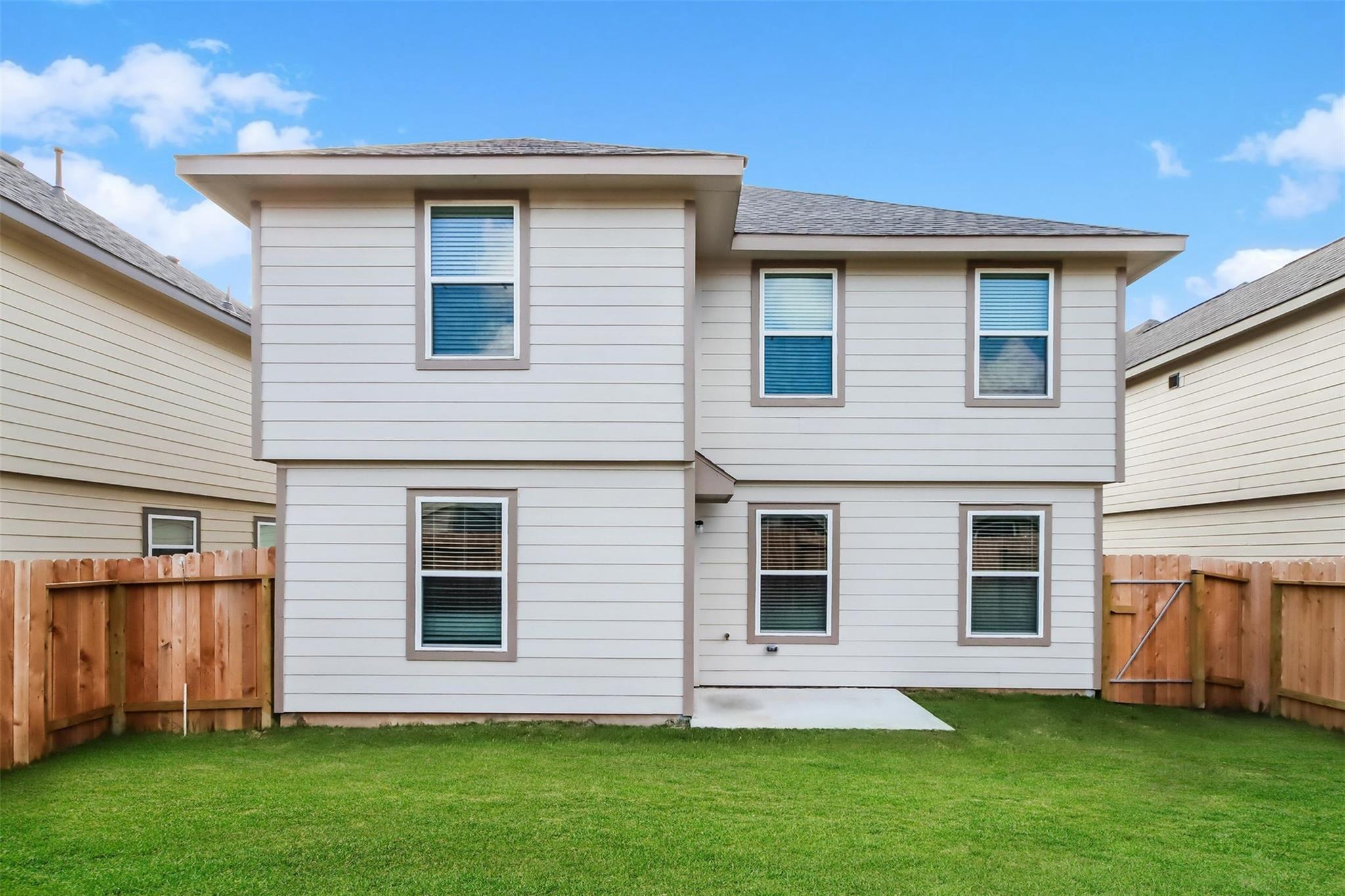 5023 Banyan Tree Trail