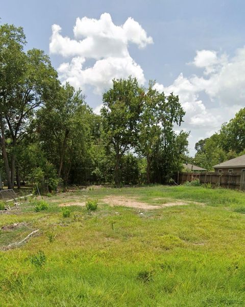 Photo of 3602 Dawson Lane, Houston, TX 77051 (MLS # 21321649)