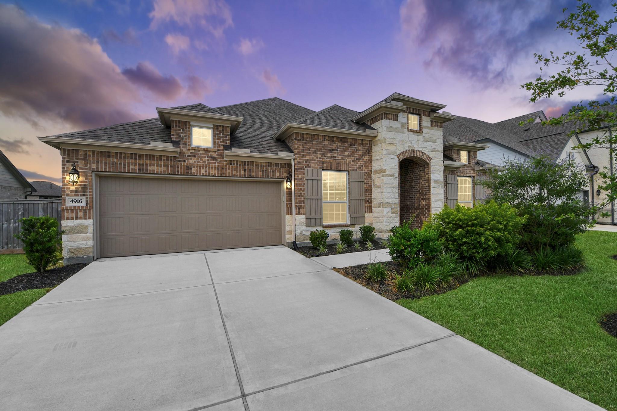 4916 Autumn Hills Trail