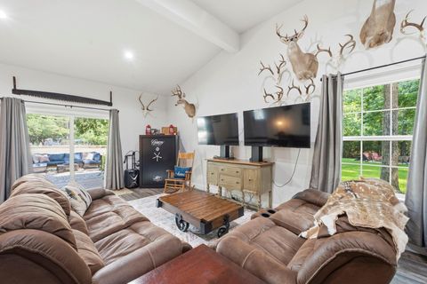 Tiny photo for 26203 Penguin Street, Magnolia, TX 77355 (MLS # 49292336)