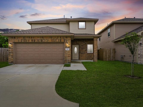Photo of 2811 Topiary Lane, Houston, TX 77014 (MLS # 58703286)