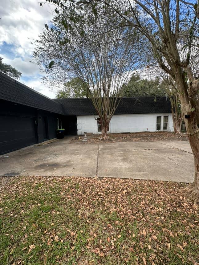 2222 N Fountain Valley Drive