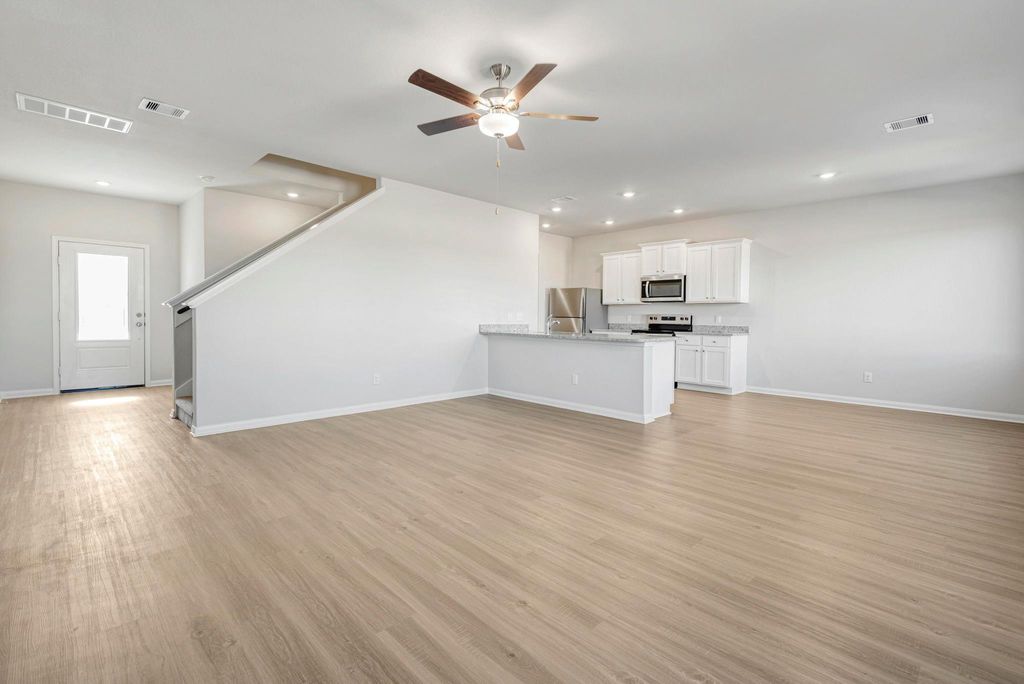 Photo of 6413 Autumn Equinox Drive, Houston, TX 77048 (MLS # 23328004)