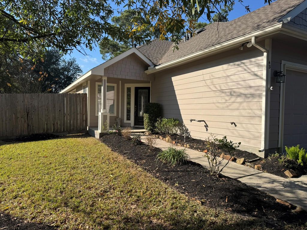 Photo of 43 Abercrombie Place, Conroe, TX 77384 (MLS # 15640732)