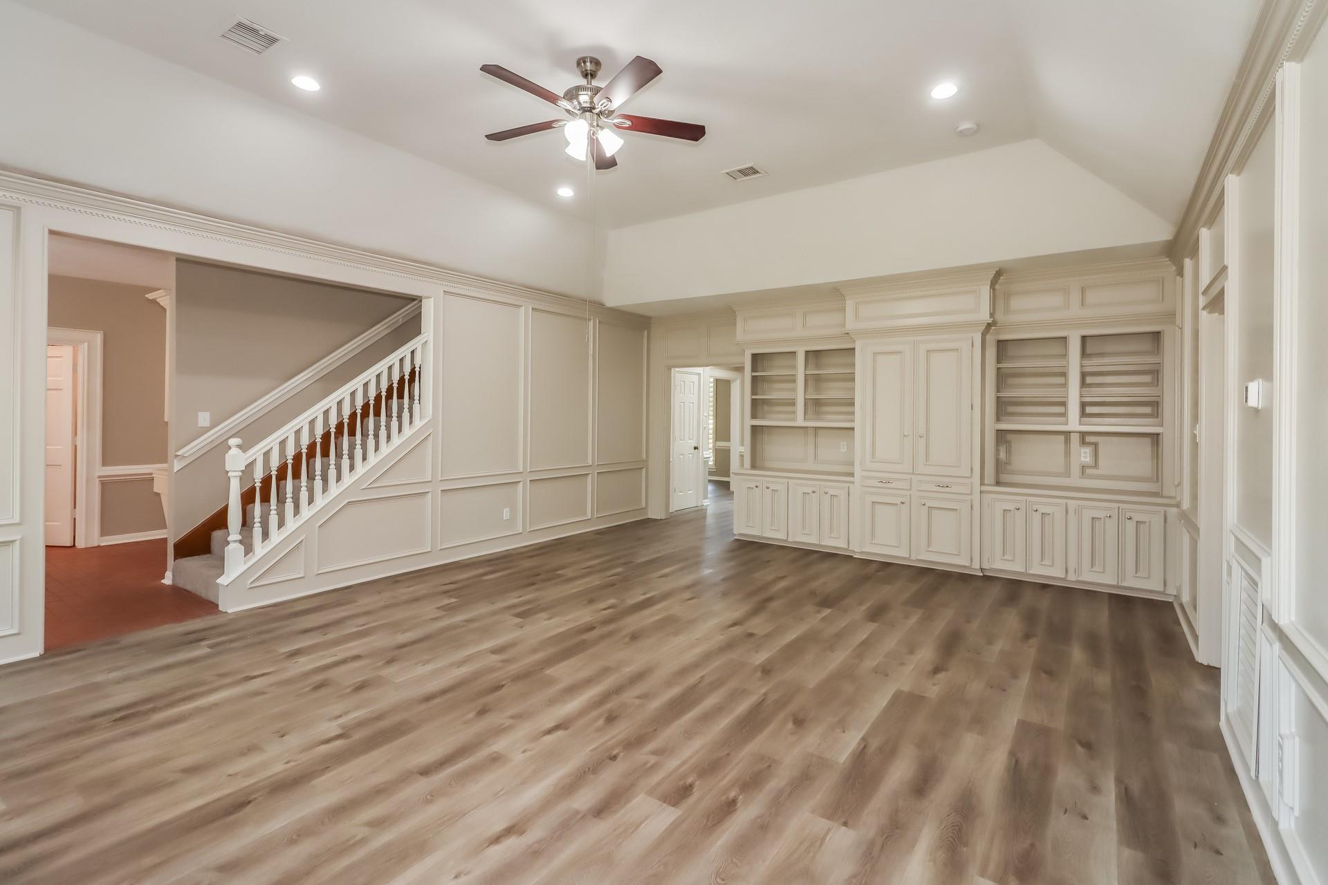 6031 Spring Creek Lane