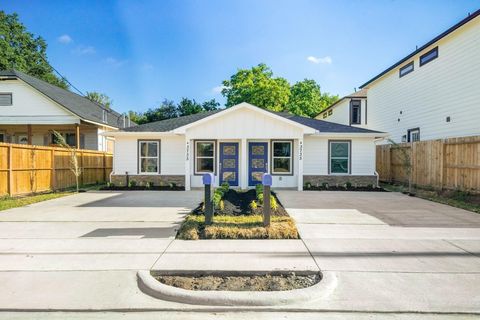 Photo of 3735 Mainer Street, Houston, TX 77021 (MLS # 28086994)