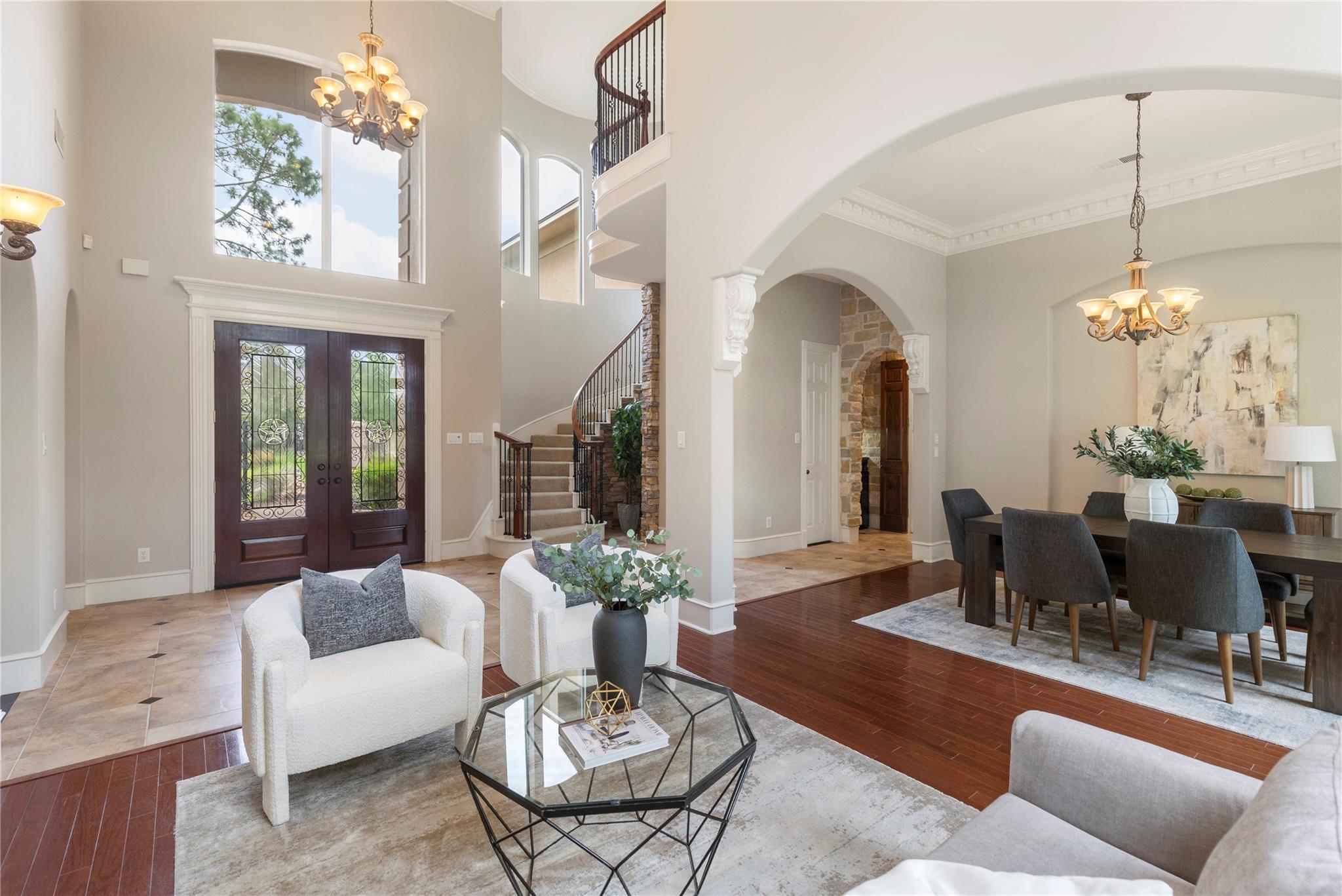 6207 Windrose Hollow Lane