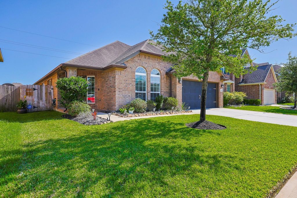 Photo of 20339 Towering Cypress Drive, Cypress, TX 77433 (MLS # 97663514)