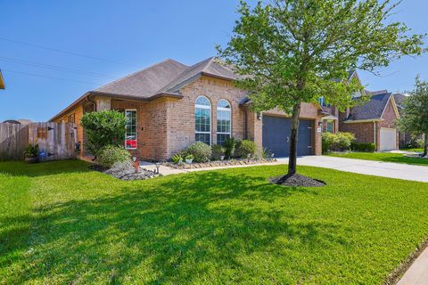 Photo of 20339 Towering Cypress Drive, Cypress, TX 77433 (MLS # 97663514)