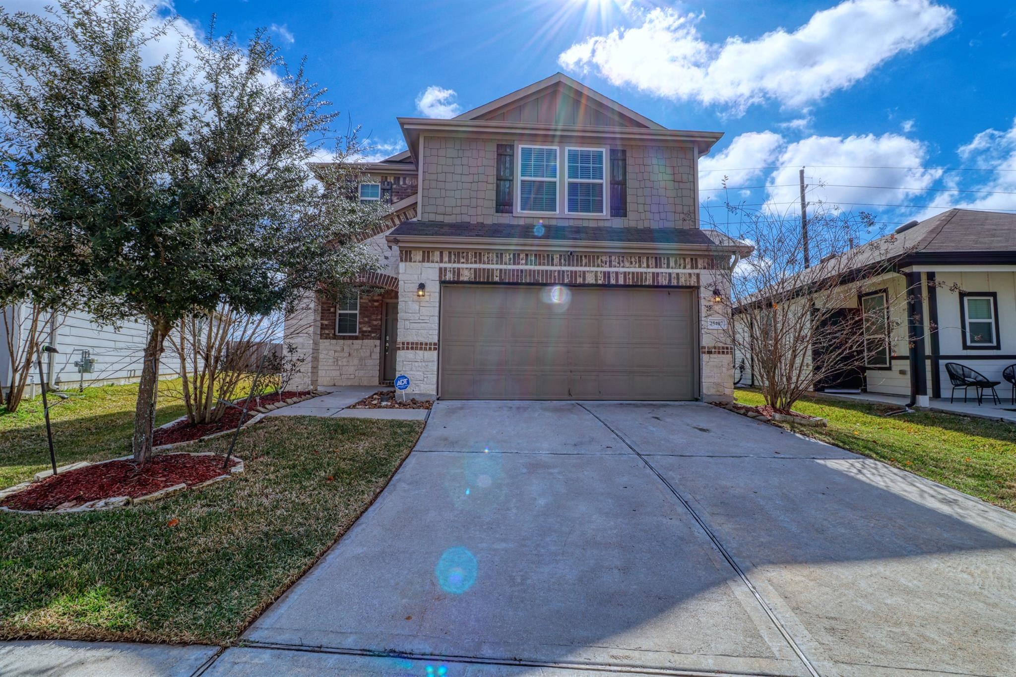 25407 Rock Spur Trail