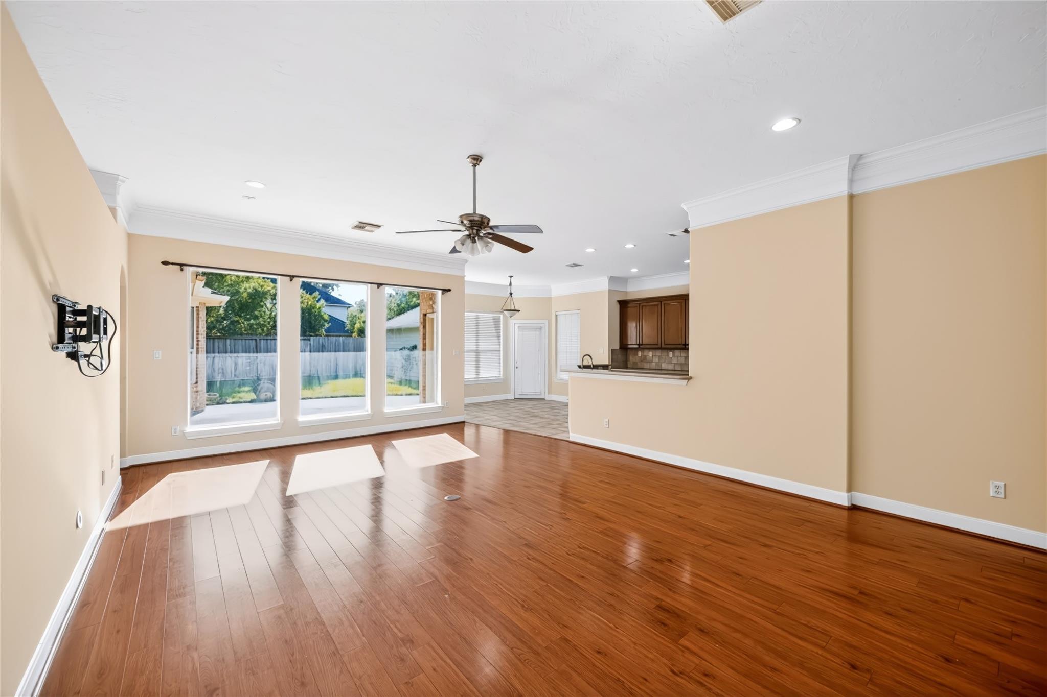 12111 Via Porta Rosa