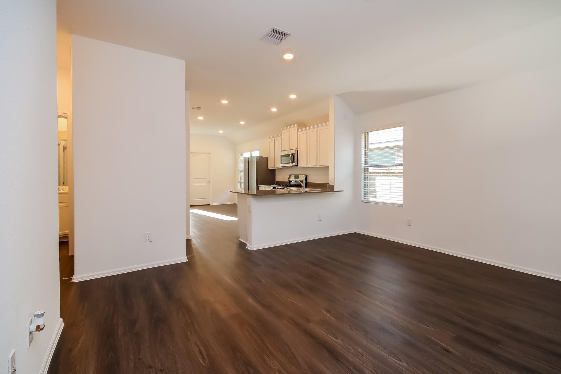 18438 Running Shadow Court