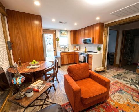 Tiny photo for 129 Garrotsville Street, Houston, TX 77022 (MLS # 62201380)