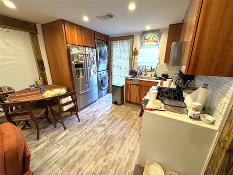 Tiny photo for 129 Garrotsville Street, Houston, TX 77022 (MLS # 62201380)