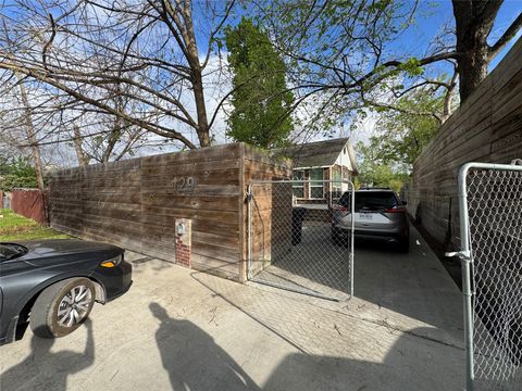 Tiny photo for 129 Garrotsville Street, Houston, TX 77022 (MLS # 62201380)