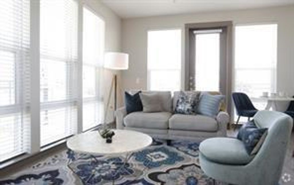 Photo of 1111 N Durham Drive #302, Houston, TX 77008 (MLS # 56453761)