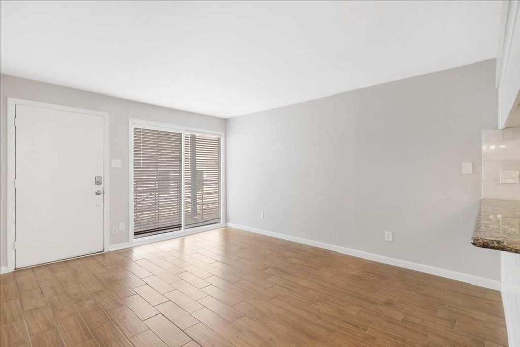 Photo of 1016 E 7th Street #4, Houston, TX 77009 (MLS # 23747373)