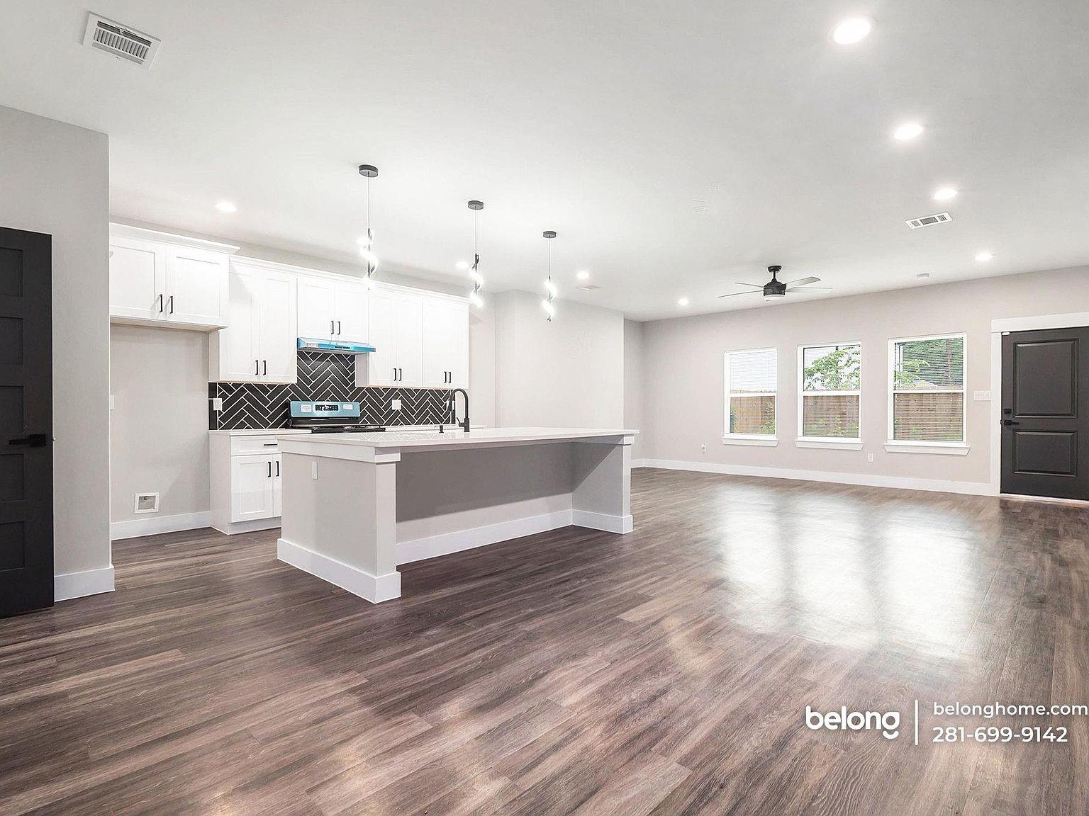 8119 Venus Street a