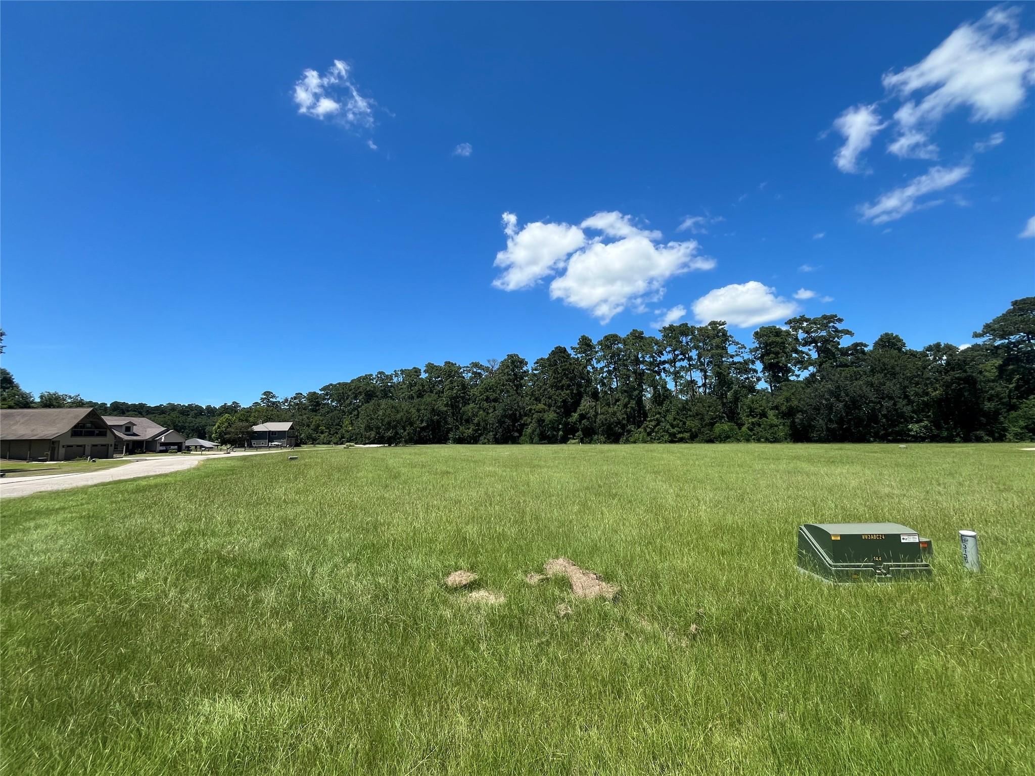 23 Wildwood Lake Drive