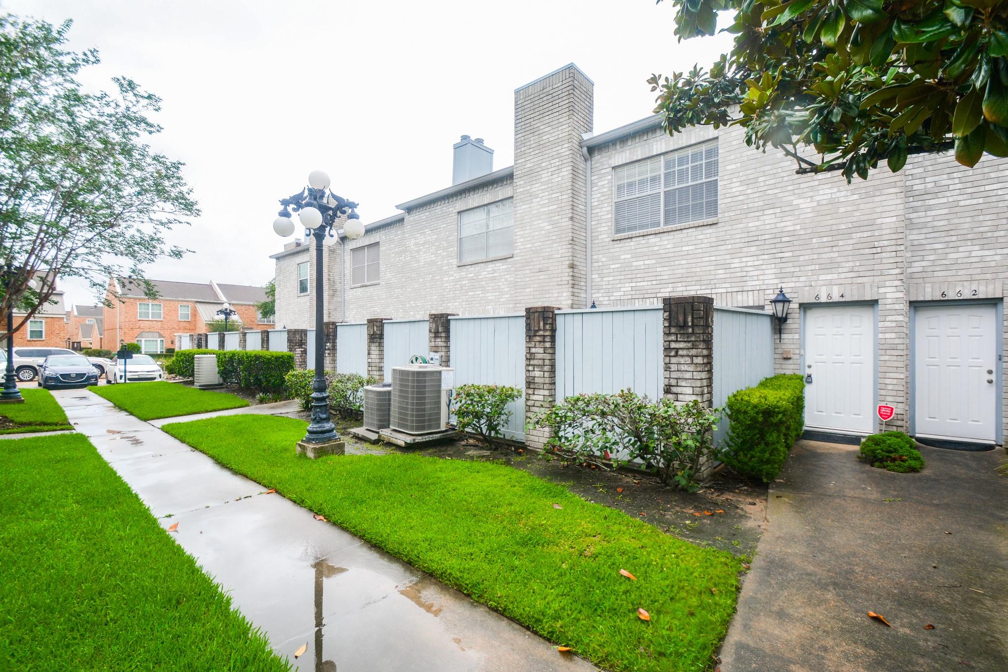 664 Wilcrest 664