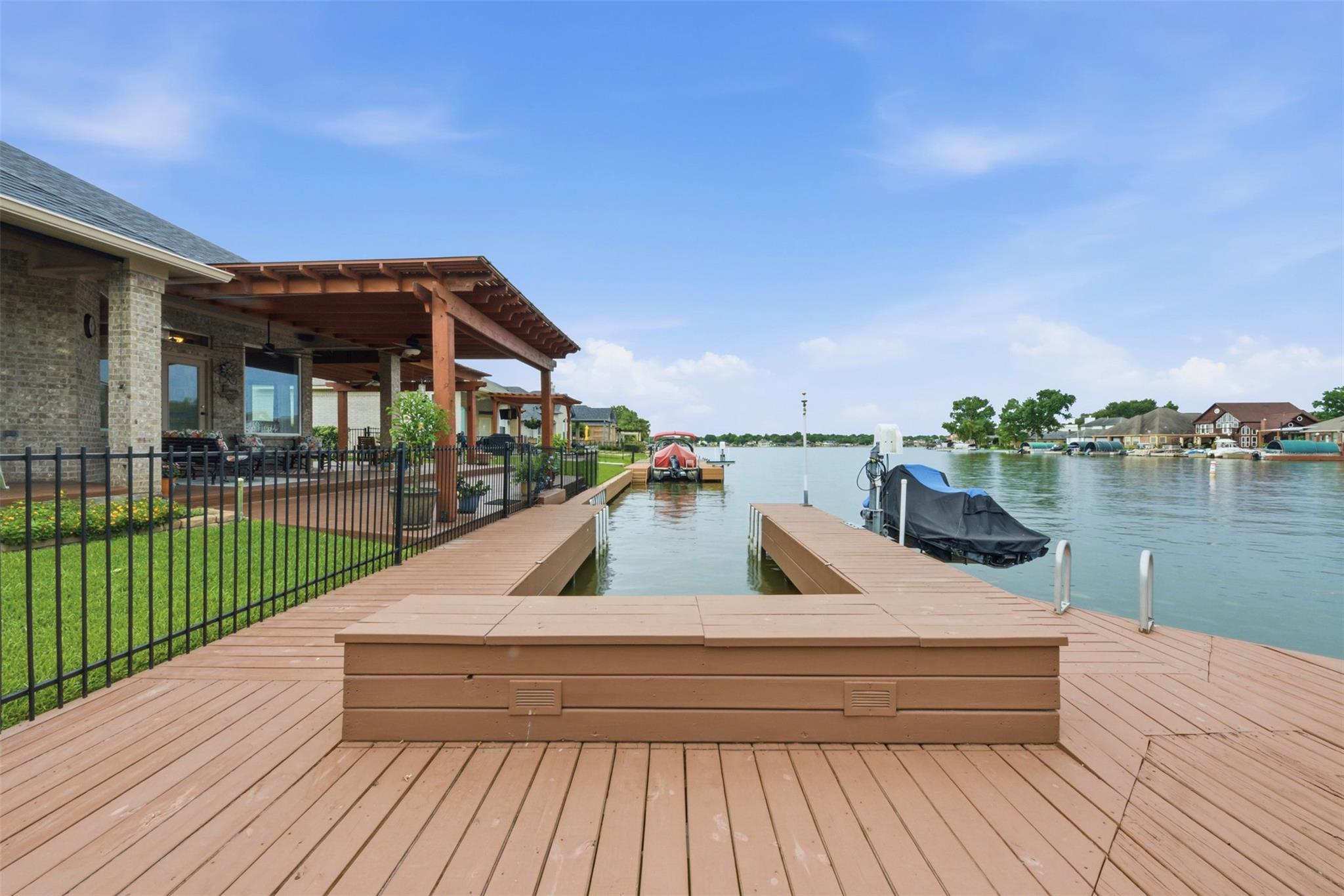13681 Lakeside Place Drive