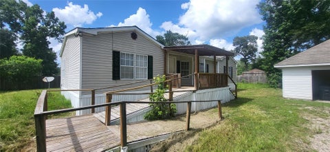 Photo of 16711 Lake Circle, Conroe, TX 77302 (MLS # 80307296)
