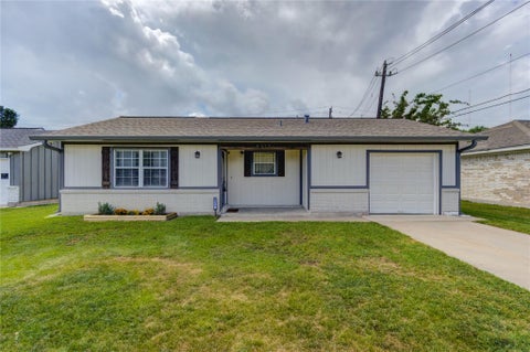 Photo of 5317 Crestmont Street, Baytown, TX 77521 (MLS # 6668530)