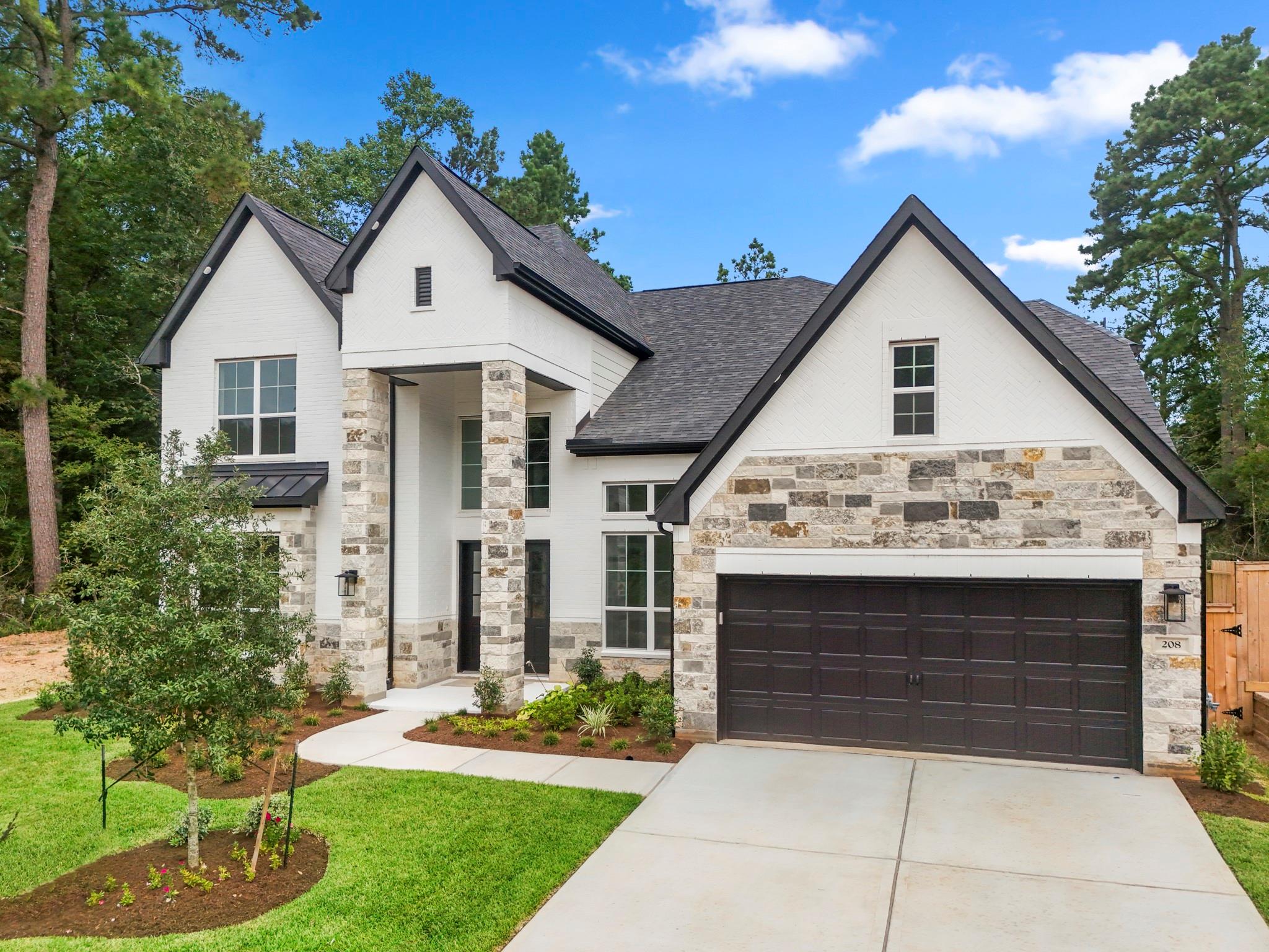 208 Lilac Tree Court