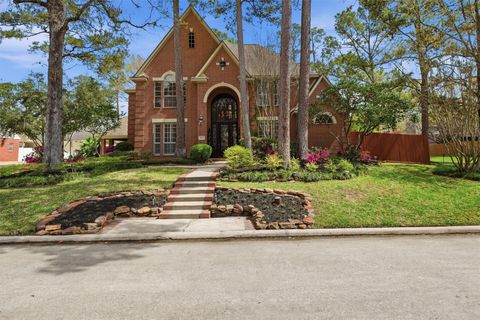 Photo of 1802 Lofty Maple Trail Trl, Kingwood, TX 77345 (MLS # 34401851)